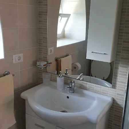 Marina Apartment *