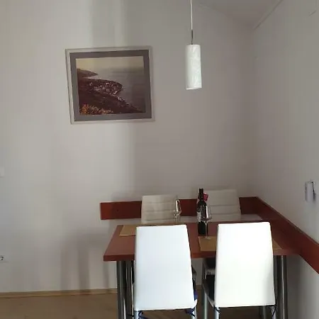 Marina Apartment *